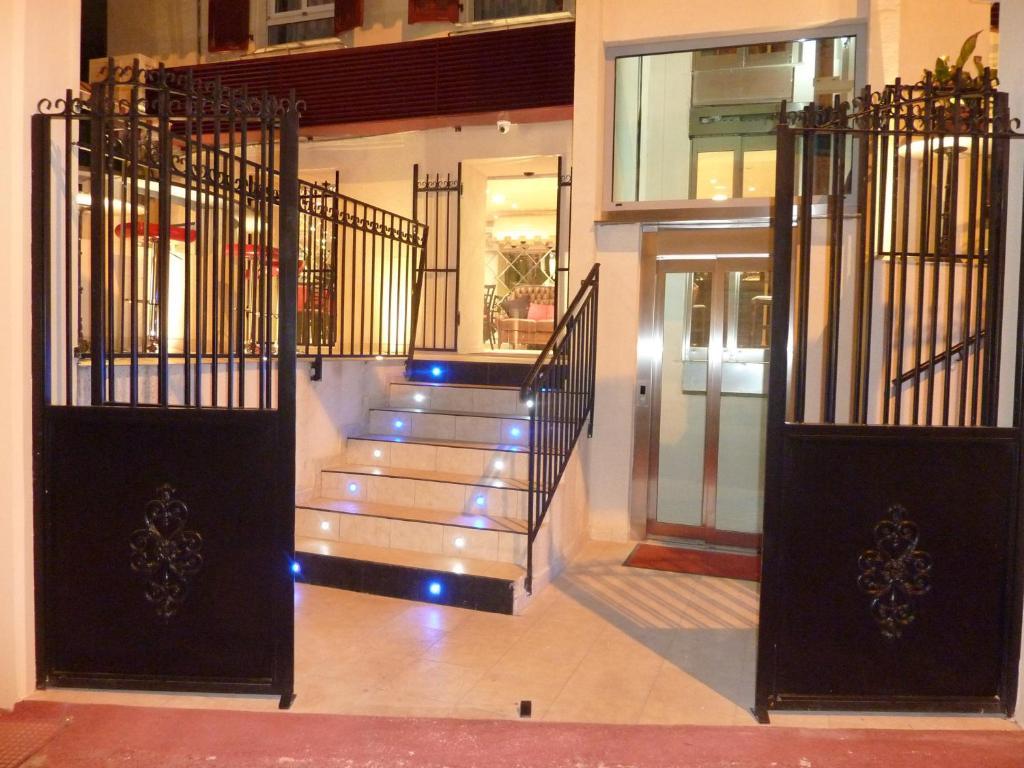 Hotel Villa Boeri Beausoleil Bagian luar foto